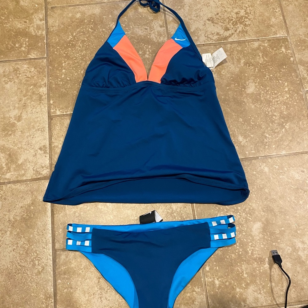 Nike swim suit medium